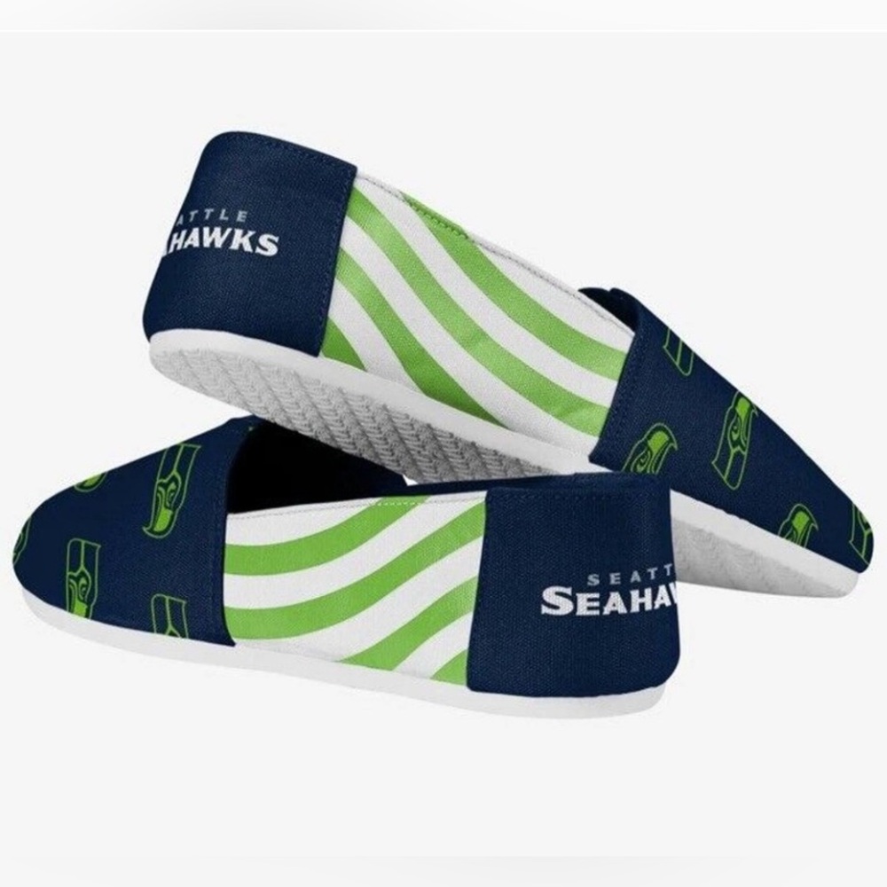 Seahawk Canvas Flats - Picture 2 of 6
